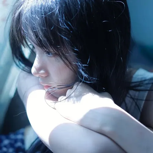 小众高级质感真人女头_高质量女生真人头像图片